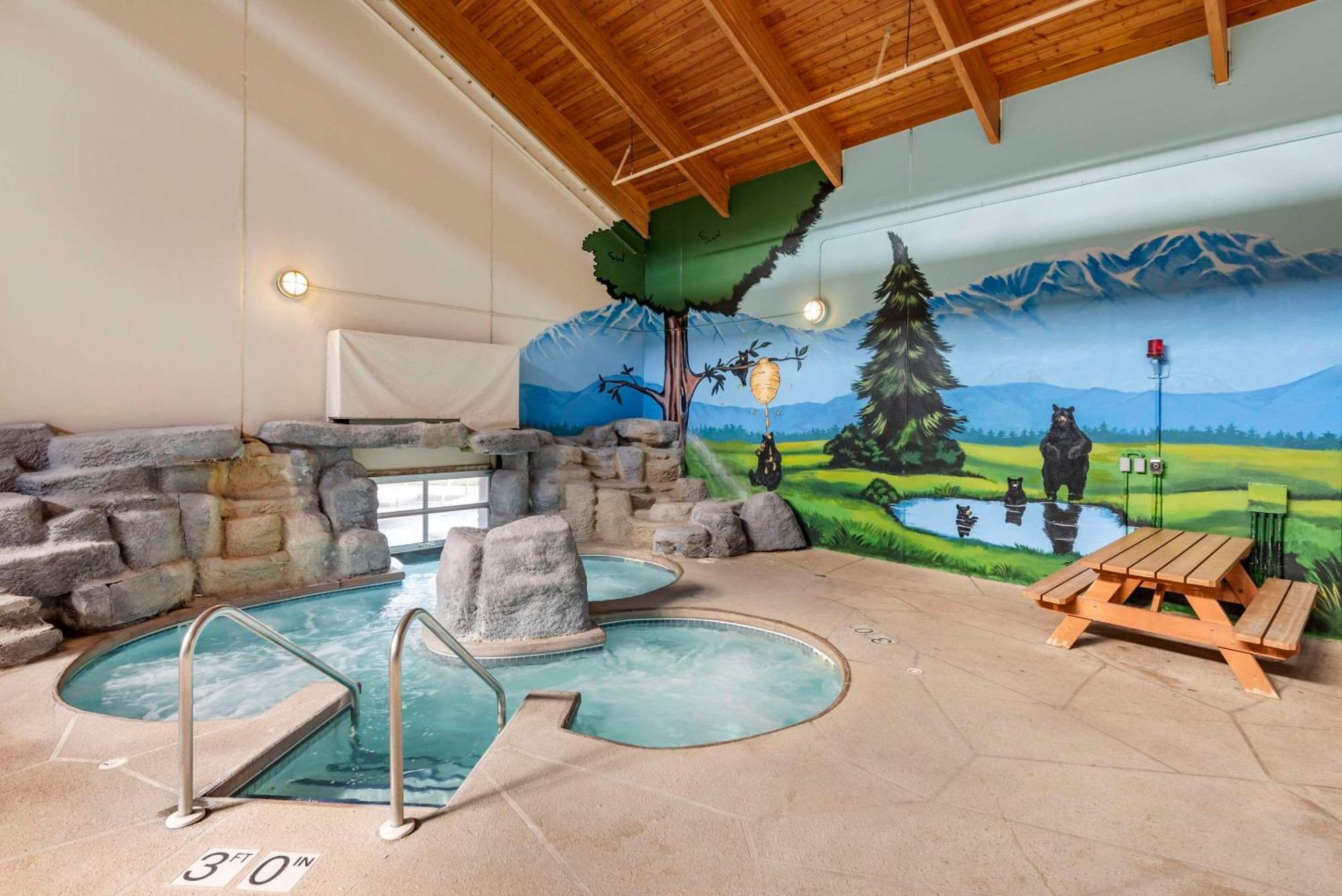 Three Bears Resort Waterpark Near Tomah Ascend Collection Warrens Esterno foto