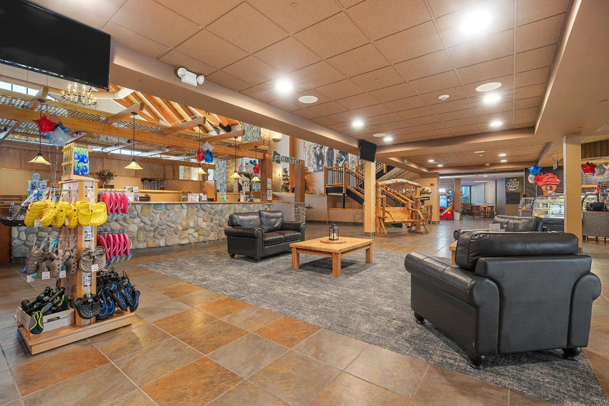Three Bears Resort Waterpark Near Tomah Ascend Collection Warrens Esterno foto